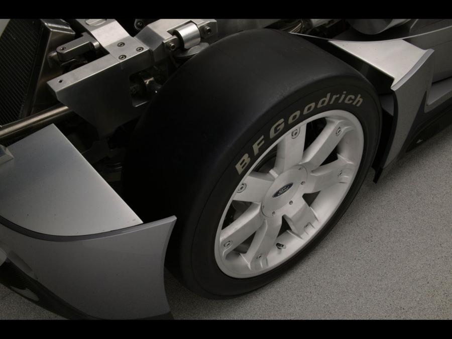  Shelby Cobra Concept 2004 года  (фото 13 из 53)